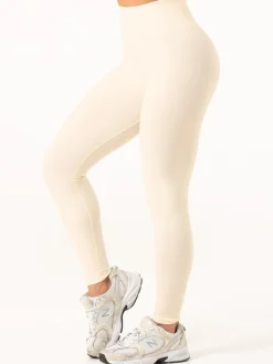 Women Ryderwear ift BB crunch eae egging