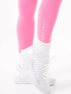 Women Ryderwear NKD V crunch egging