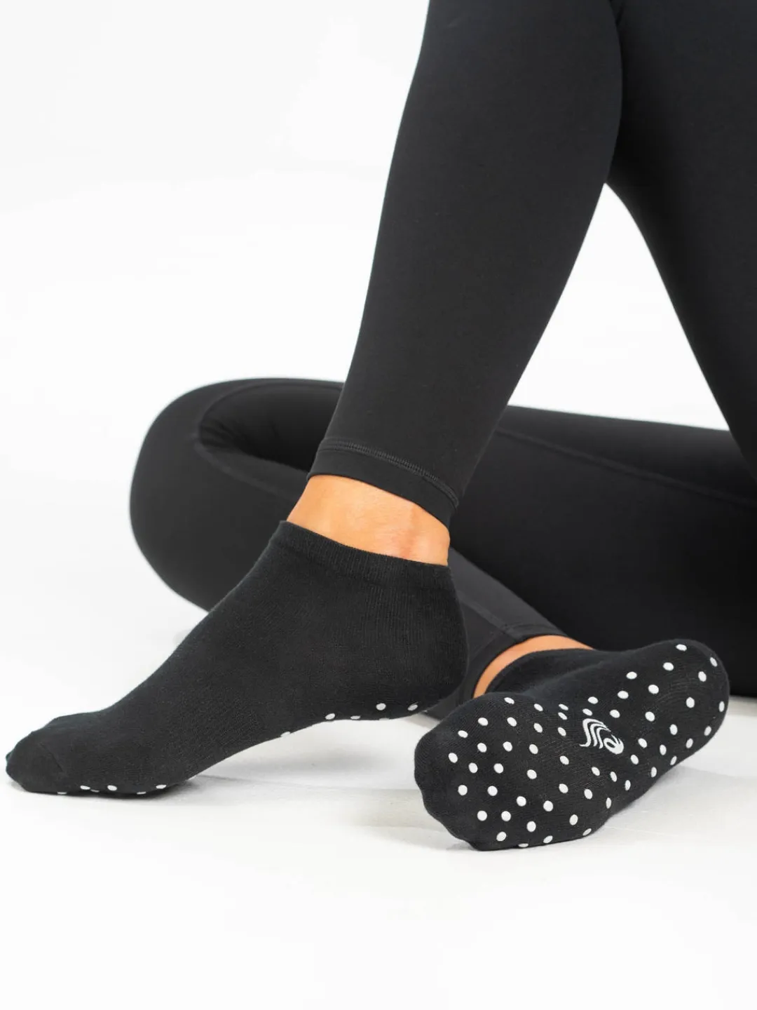 Women Ryderwear RW Pilates Ankle Grip Socks