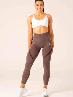 Women Ryderwear tape eae egging