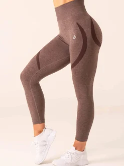 Women Ryderwear tape eae egging