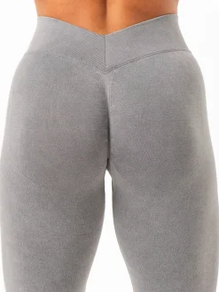 Women Ryderwear tonewah eae V Back egging